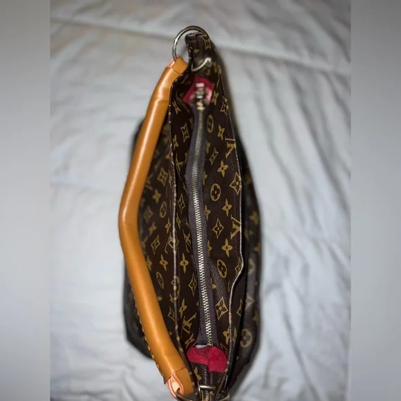 Louis Vuitton Artsy Handbag Monogram Canvas GM (authenticated) - Picture 3 of 5